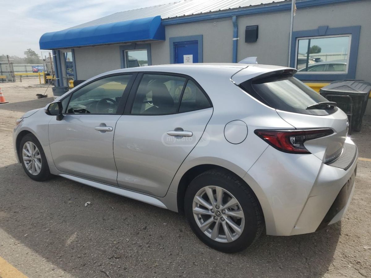 Toyota Corolla 2023 — photo 2