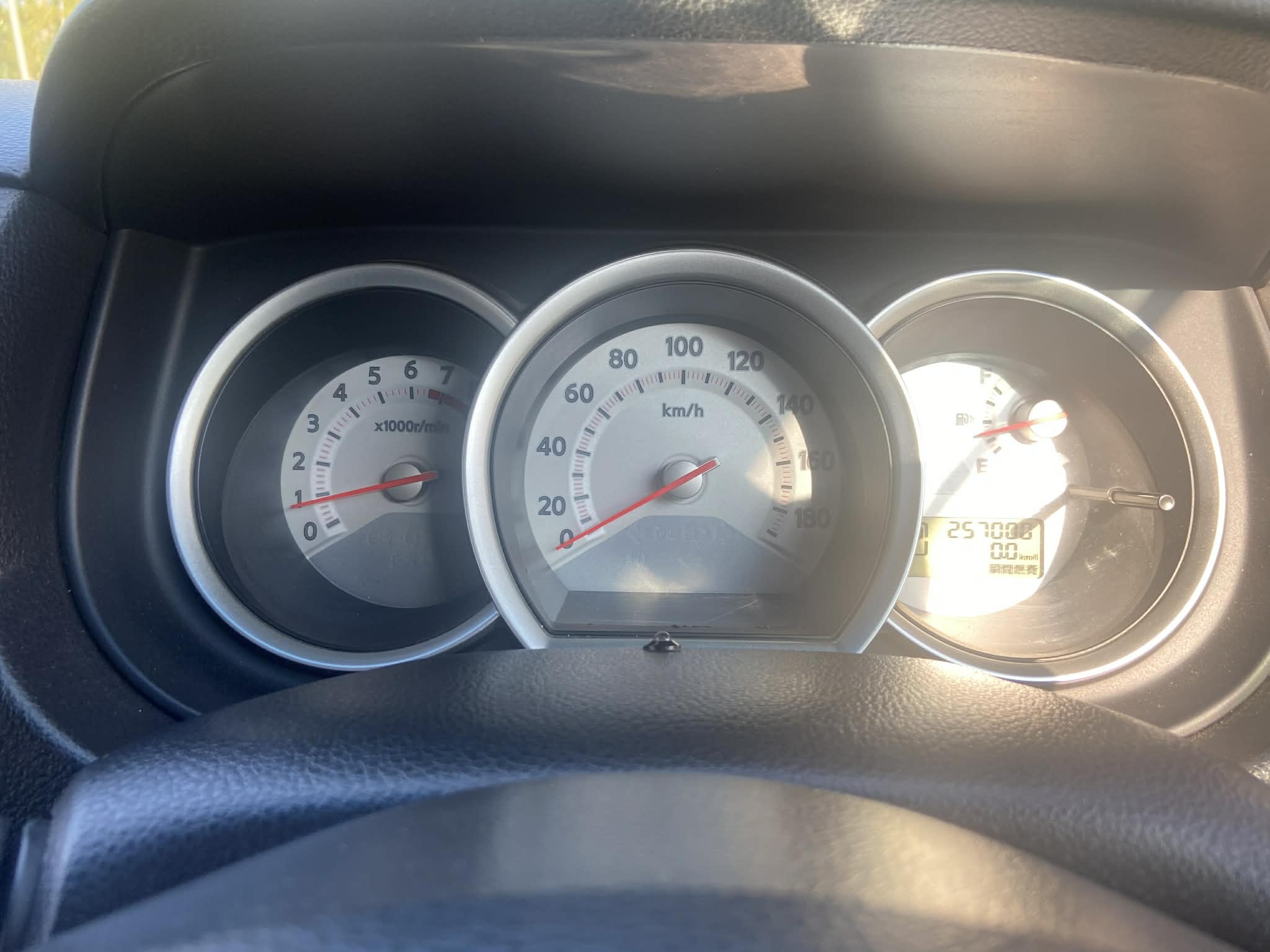 Nissan Tiida 2009 — photo 2