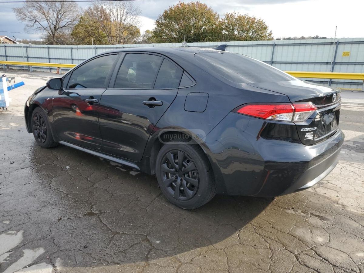 Toyota Corolla 2021 — photo 2