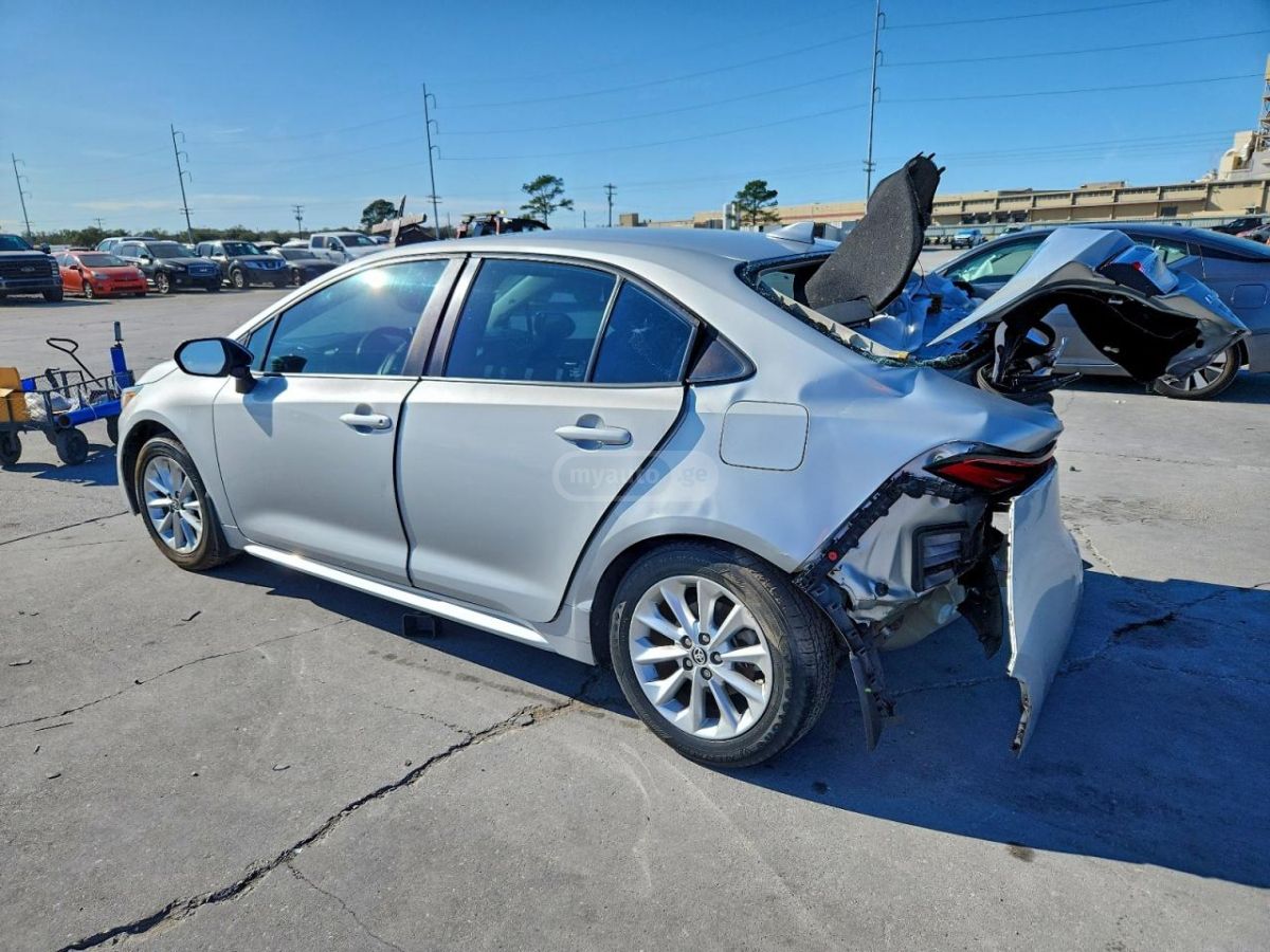 Toyota Corolla 2020 — photo 2