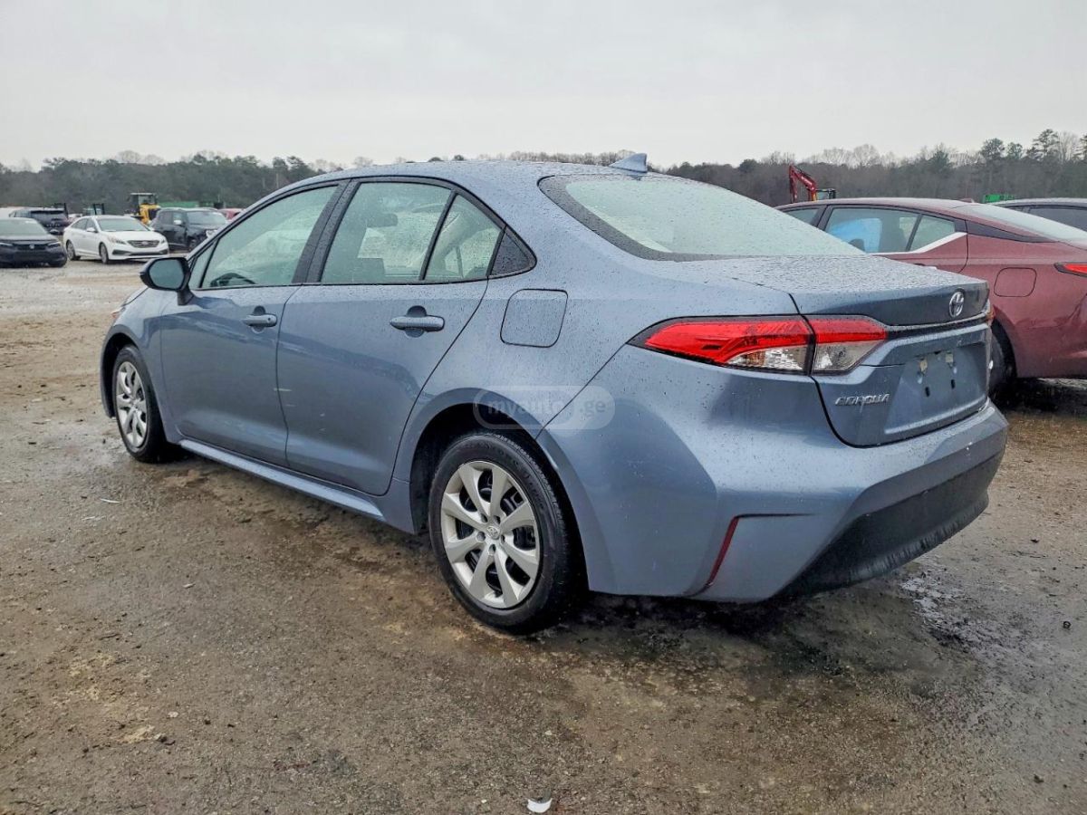 Toyota Corolla 2025 — photo 2