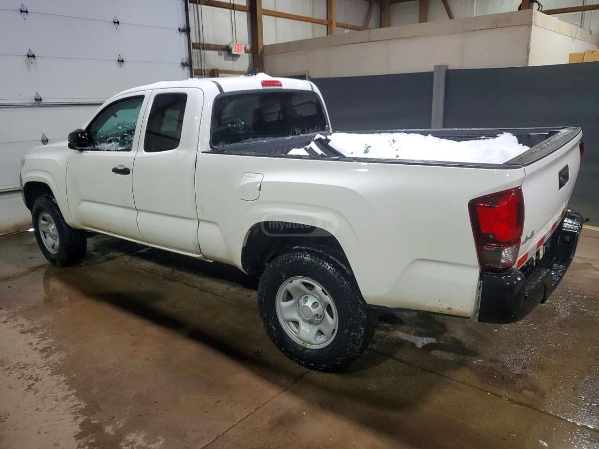 Toyota Tacoma 2022 — photo 2