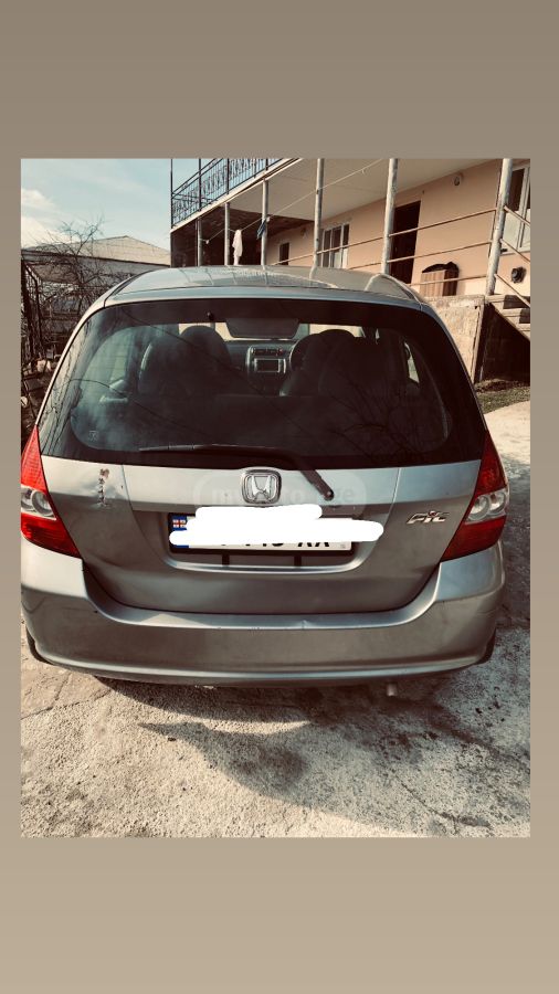 Honda Fit 2003 — photo 2