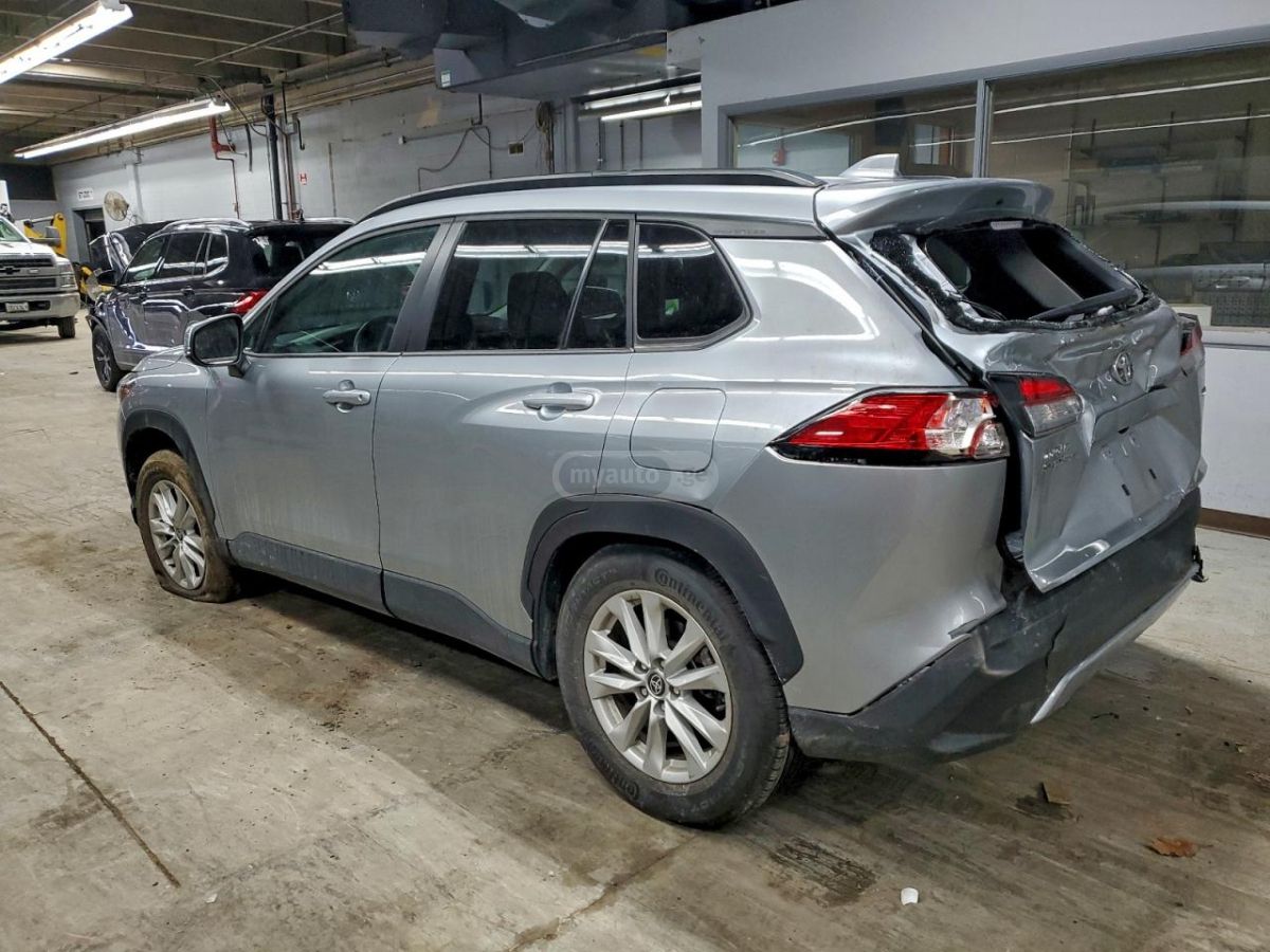 Toyota Corolla 2022 — photo 2