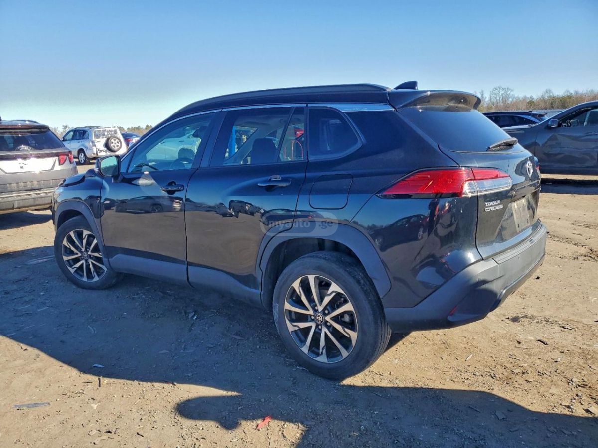 Toyota Corolla 2022 — photo 2