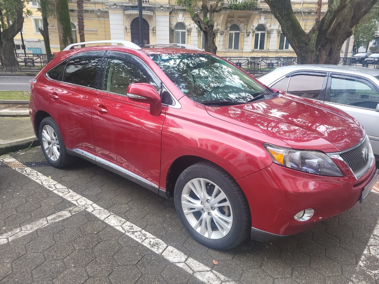 Lexus RX 450 2010 — photo 2