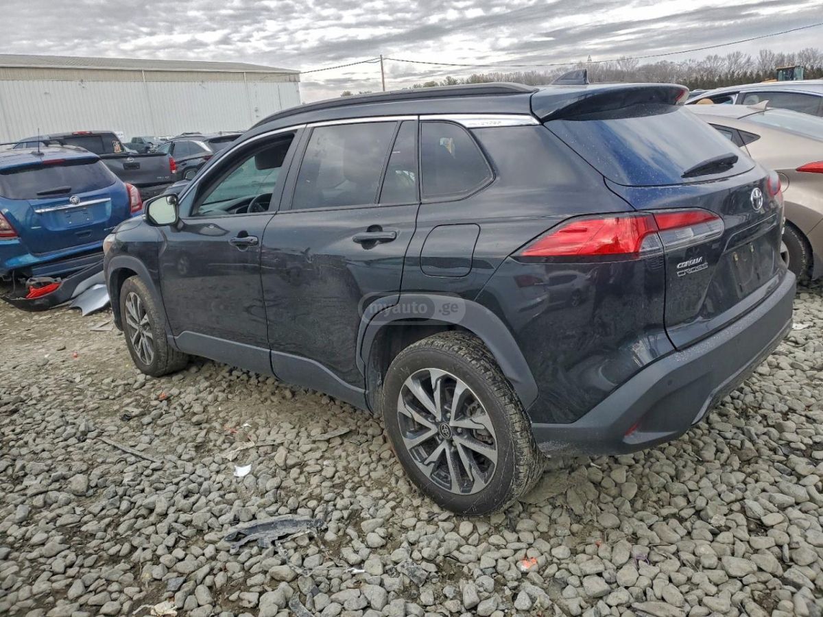 Toyota Corolla 2022 — photo 2