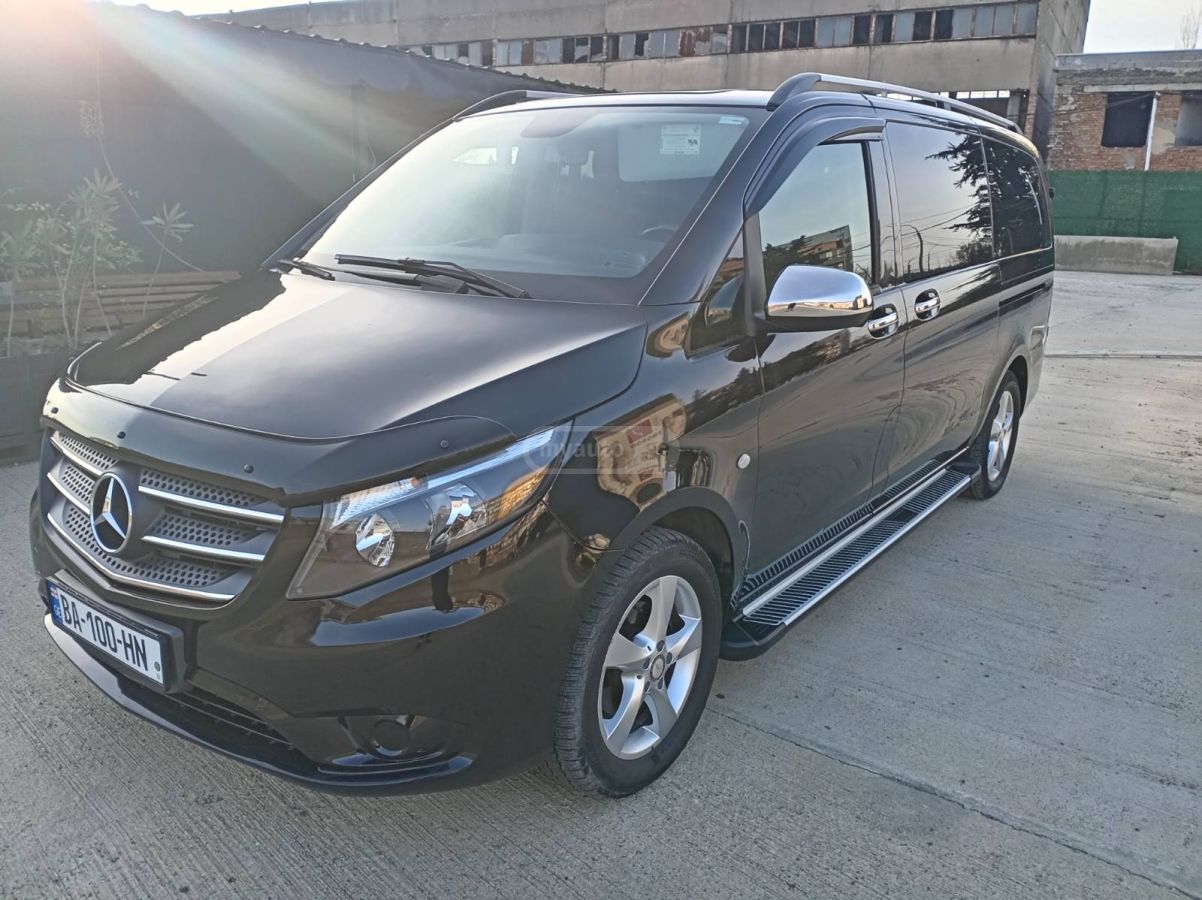 Mercedes-Benz Metris Passenger Van 2018 — photo 2