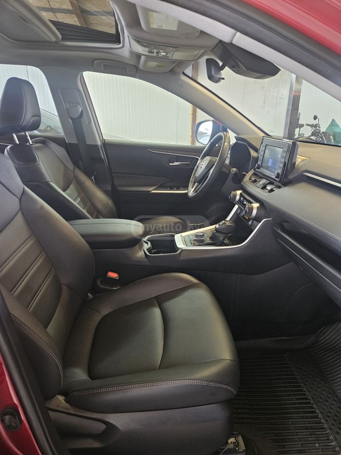 Toyota RAV4 2022 — photo 2