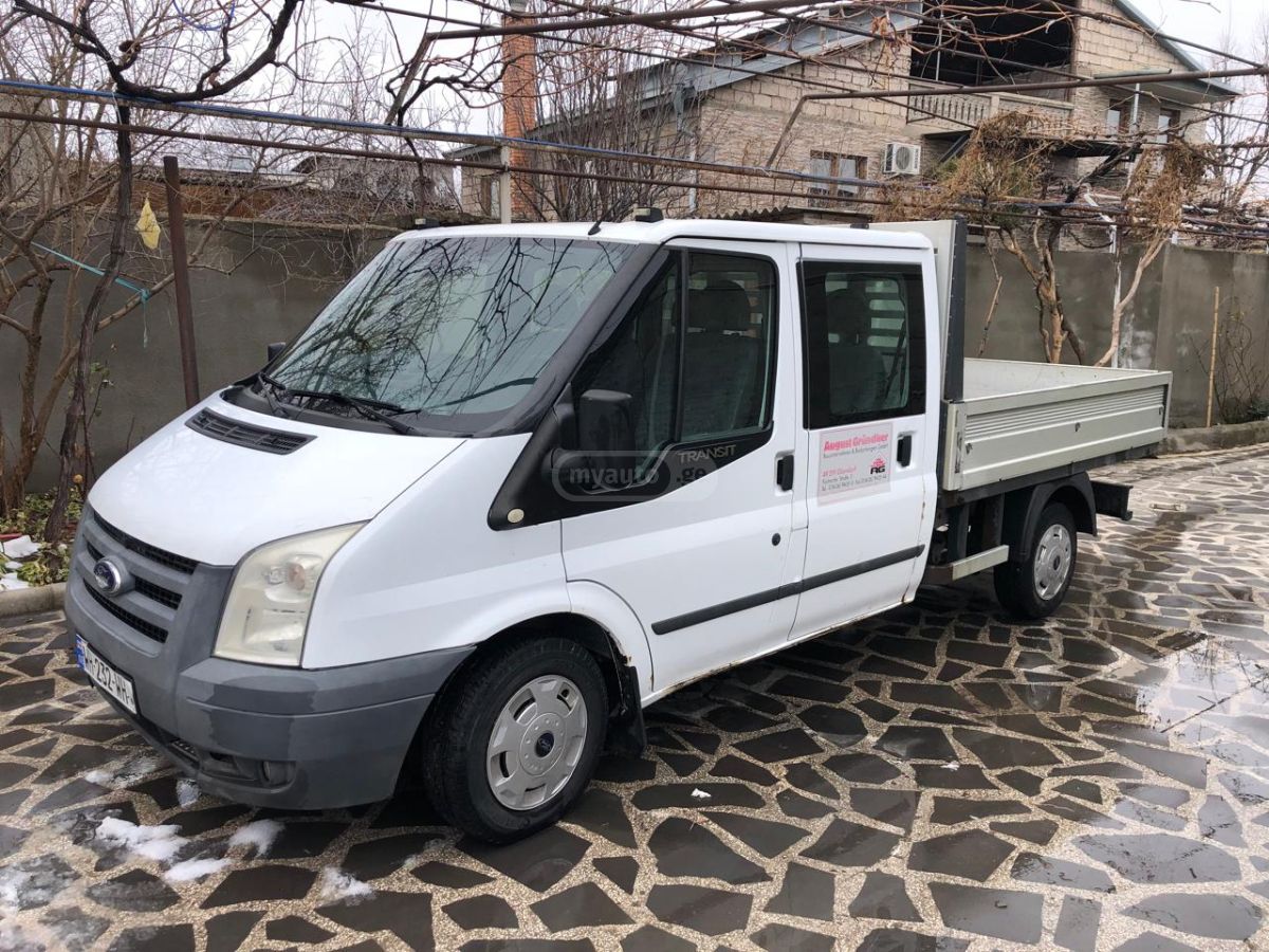 Ford Transit 2011 — photo 2