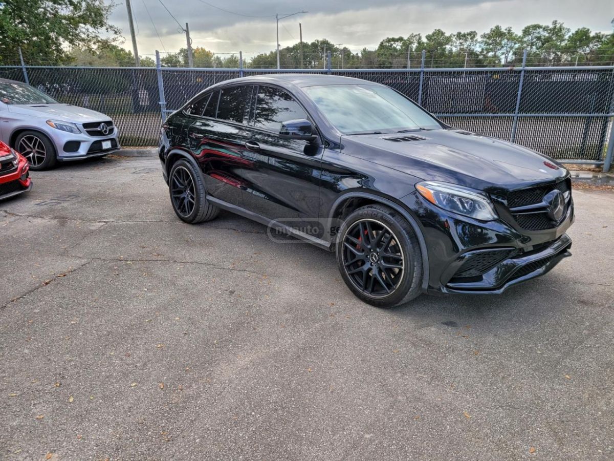 Mercedes-Benz GLE 63 AMG 2016 — photo 2