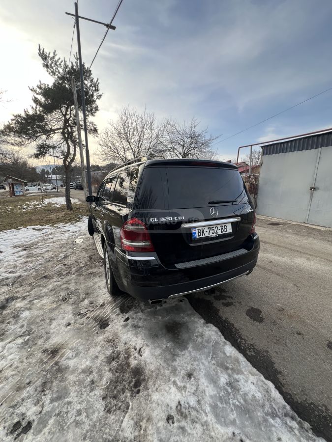 Mercedes-Benz GL 350 2007 — photo 2