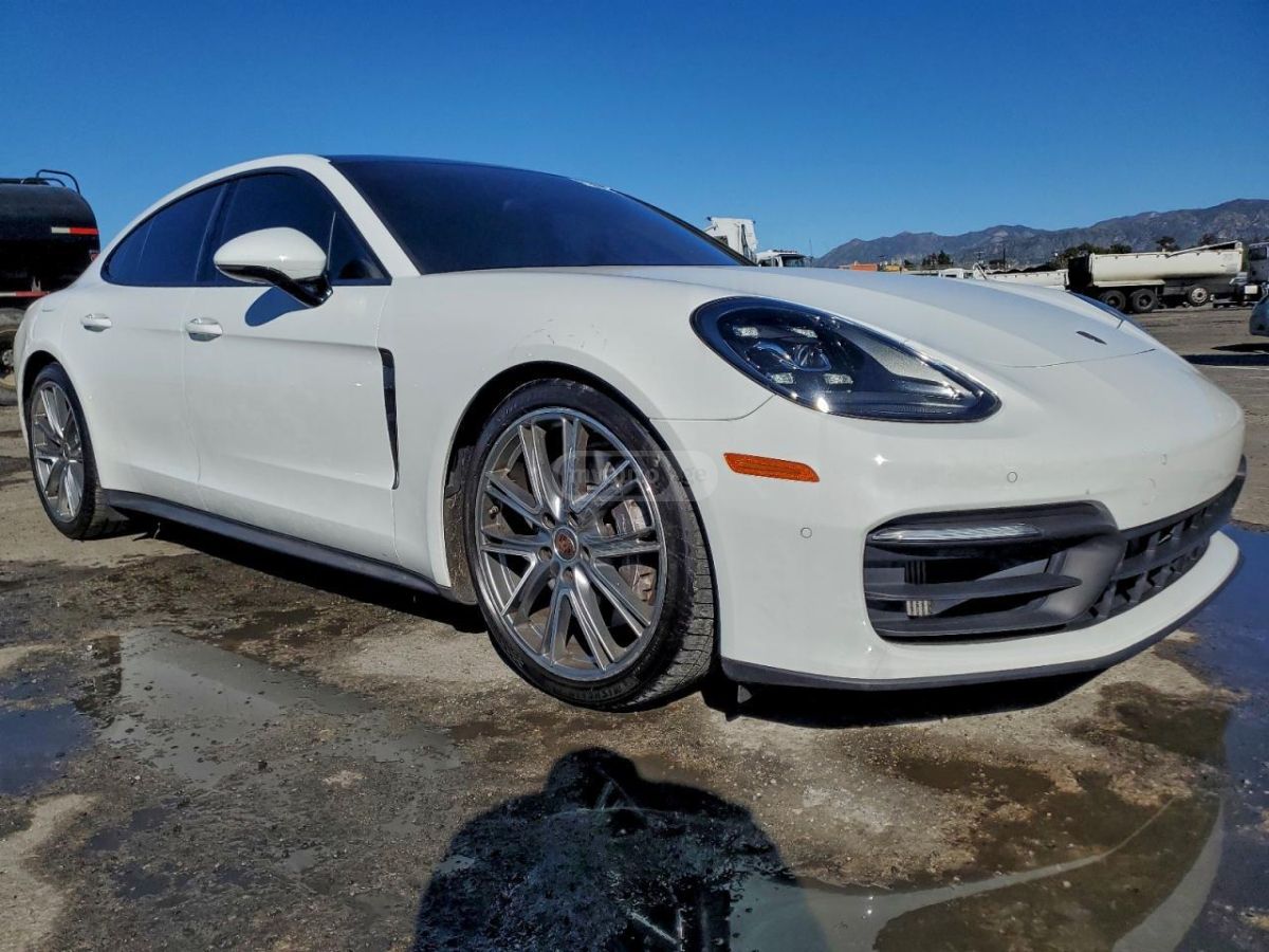 Porsche Panamera 2021 — photo 2