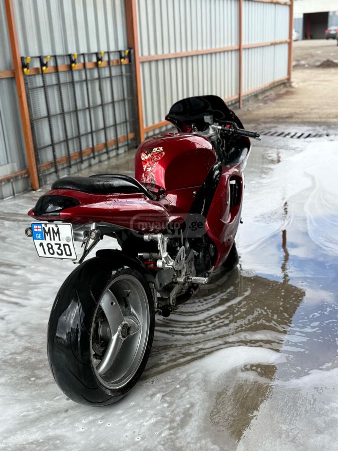 Triumph Daytona 955i 2001 — photo 2