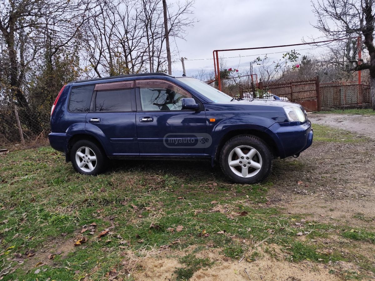 Nissan X-Trail 2001 — photo 2