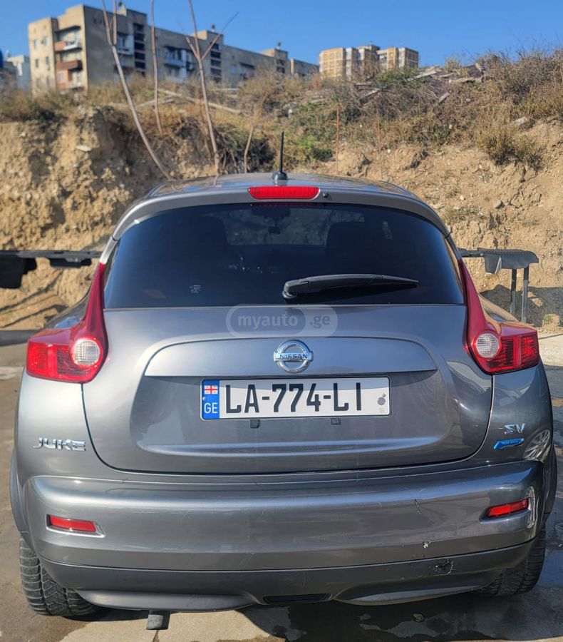 Nissan Juke 2012 — photo 2