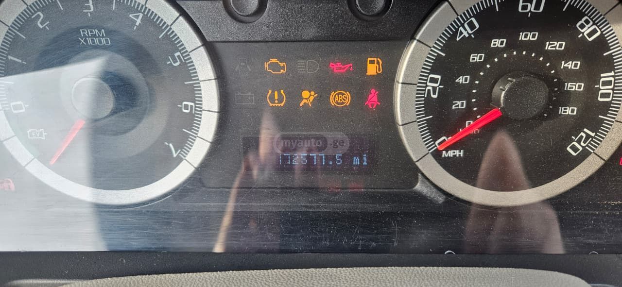 Ford Escape 2009 — photo 2