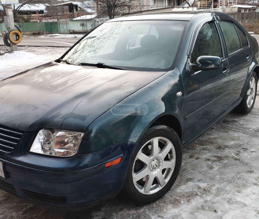 Volkswagen Jetta 2002 — photo 2