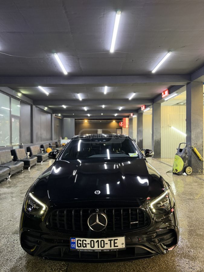 Mercedes-Benz E53 AMG 2022 — photo 2