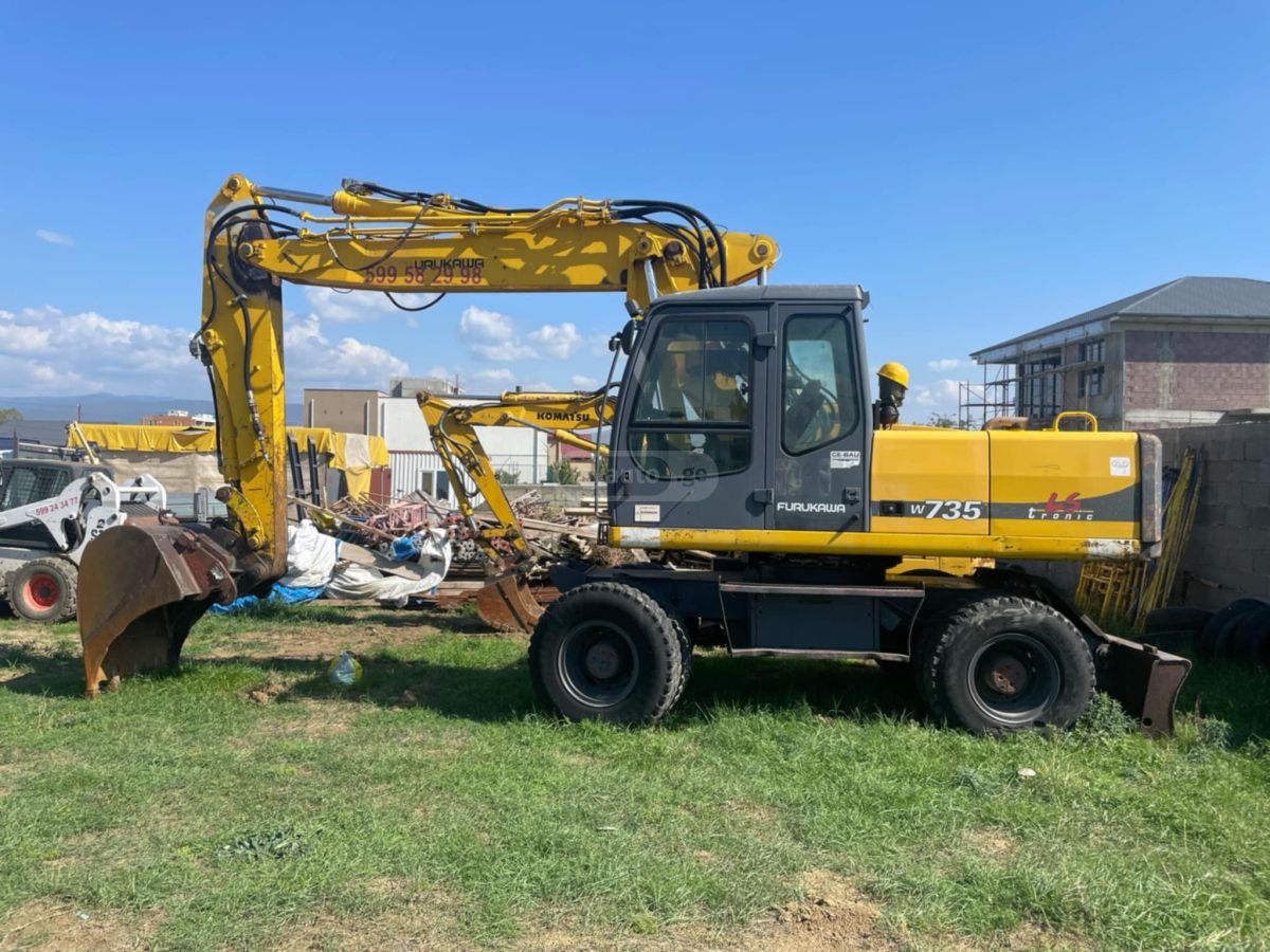 Caterpillar M318