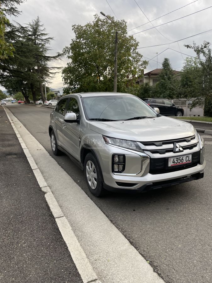 Mitsubishi Outlander Sport 2020 — photo 2