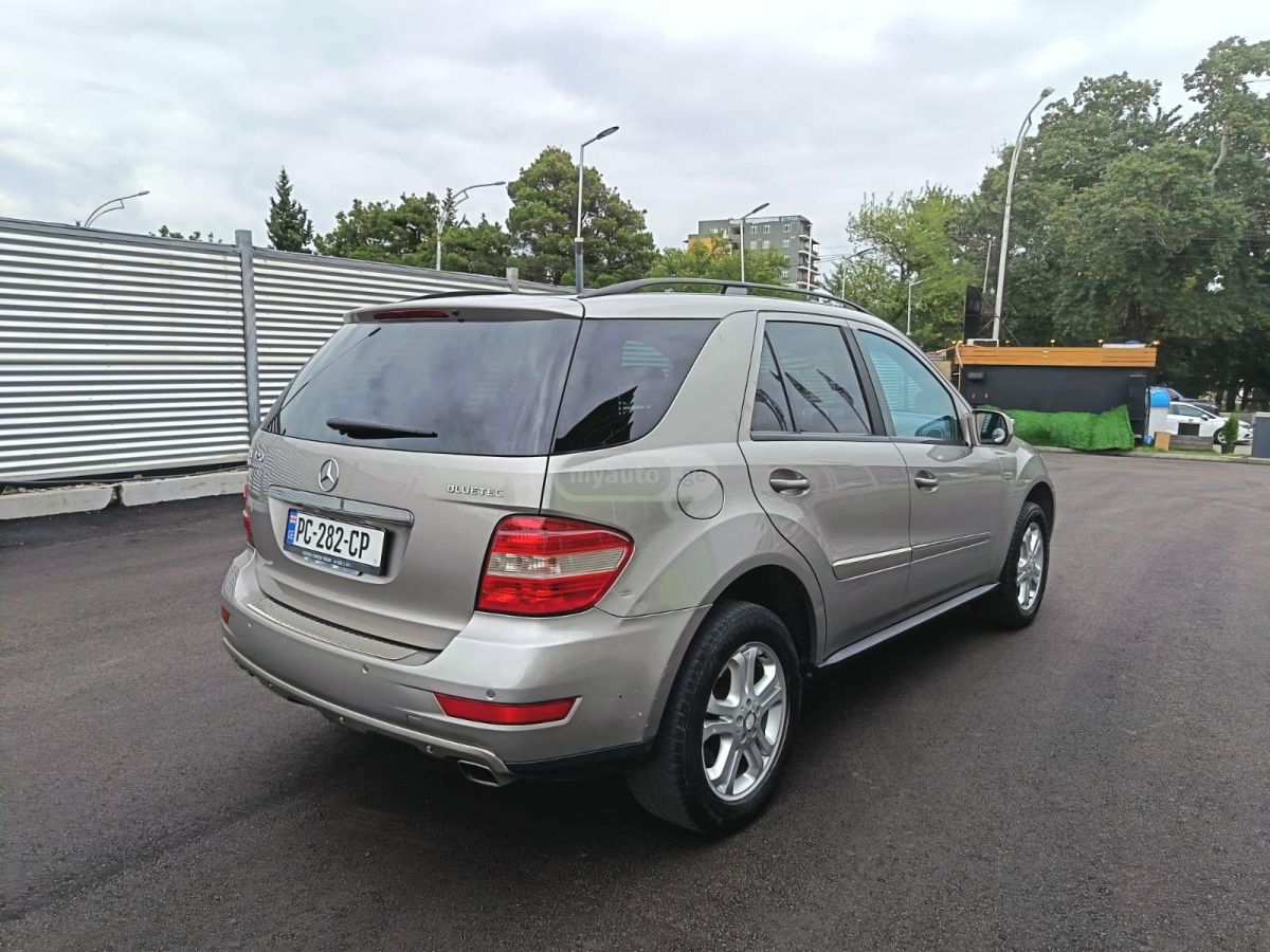 Mercedes-Benz ML 320 2008 — photo 2