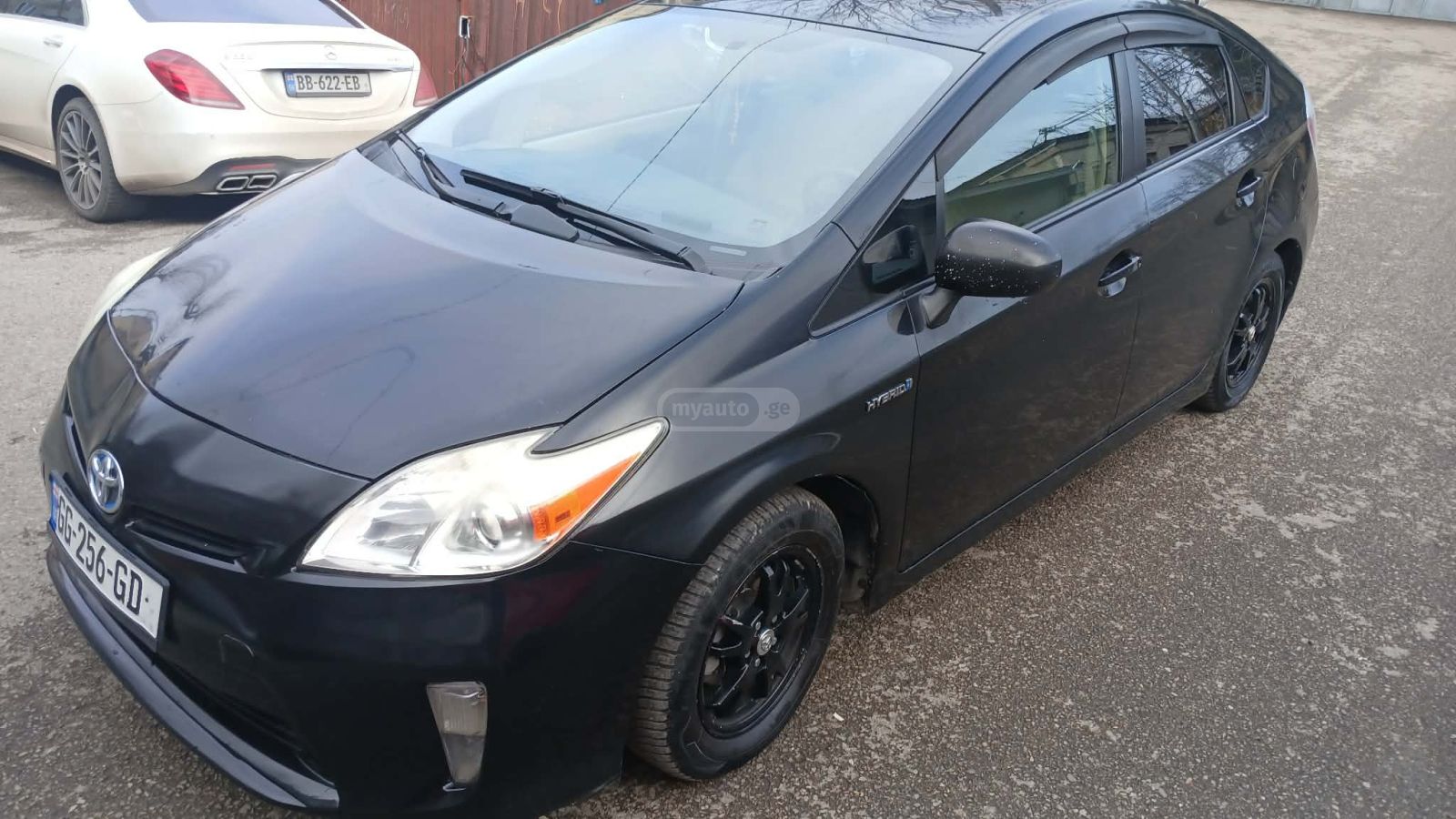 Toyota Prius 2013 — photo 2