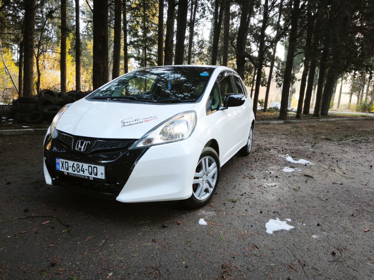 Honda Fit 2012 — photo 2
