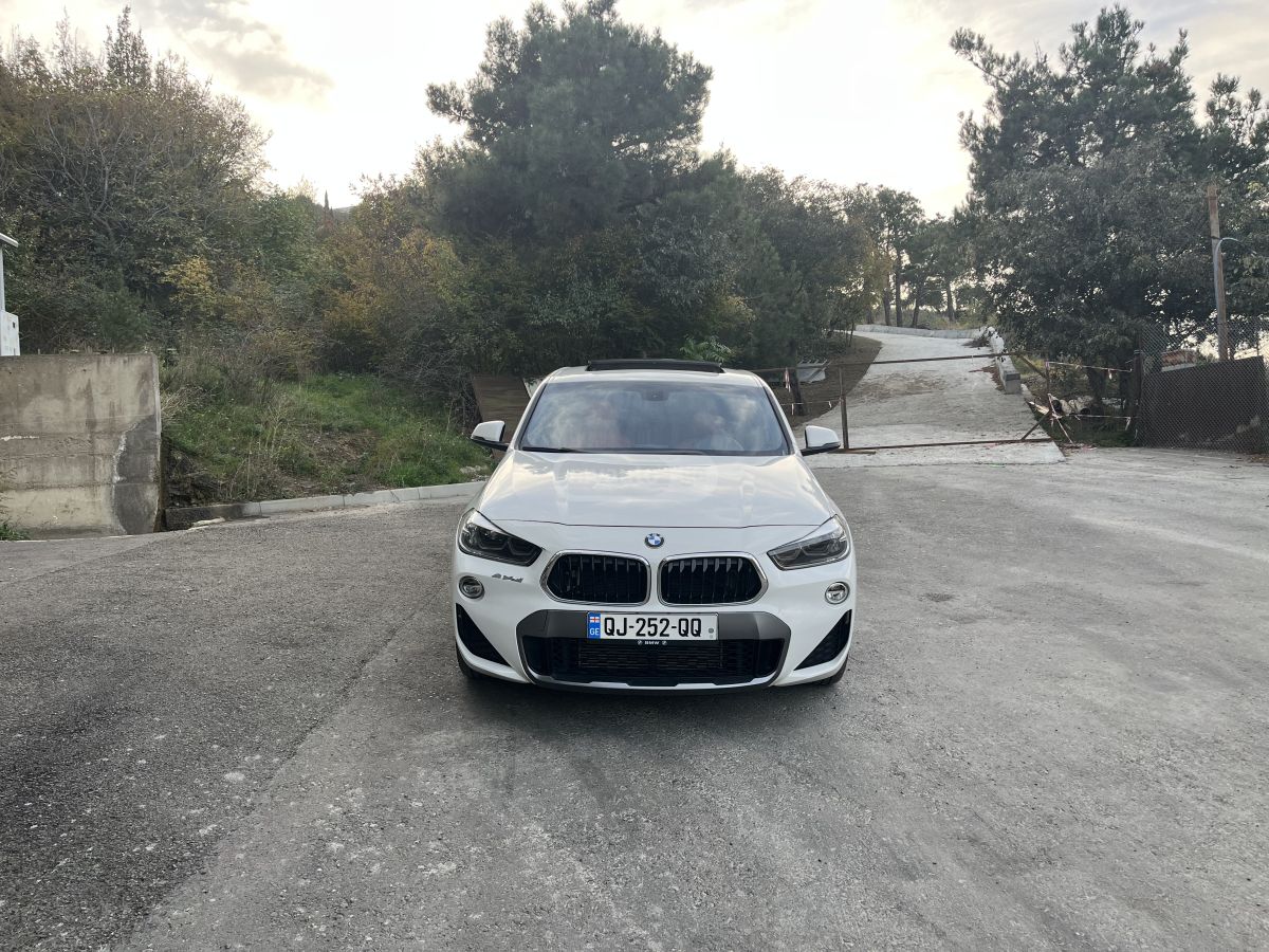 BMW X2