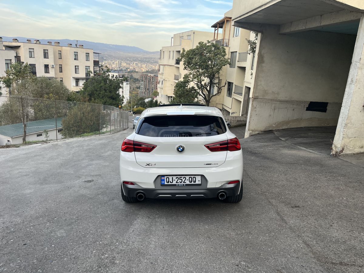 BMW X2 2018 — photo 2