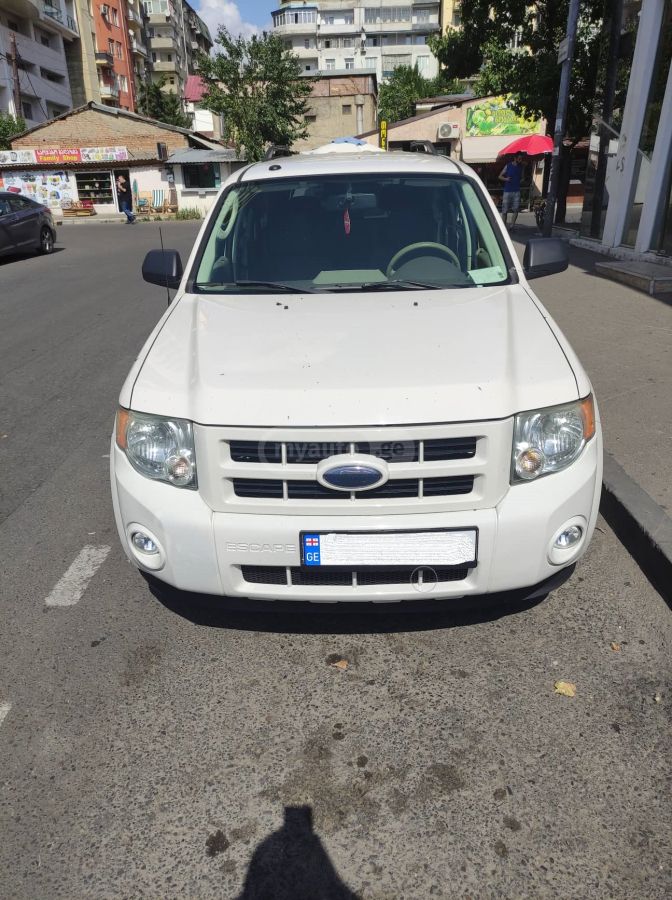 Ford Escape 2011 — photo 2