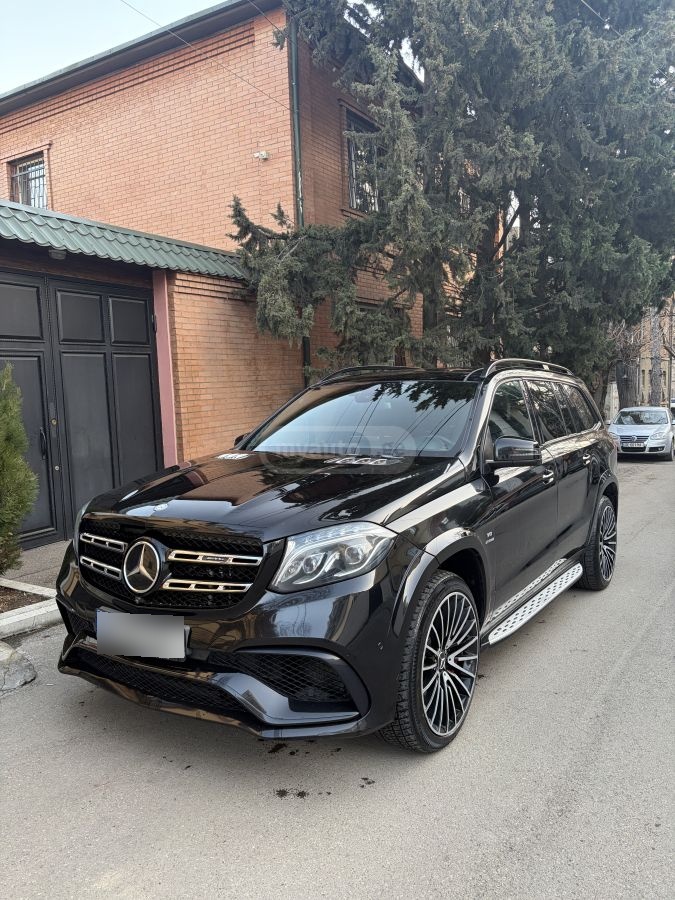 Mercedes-Benz GLS 63 AMG