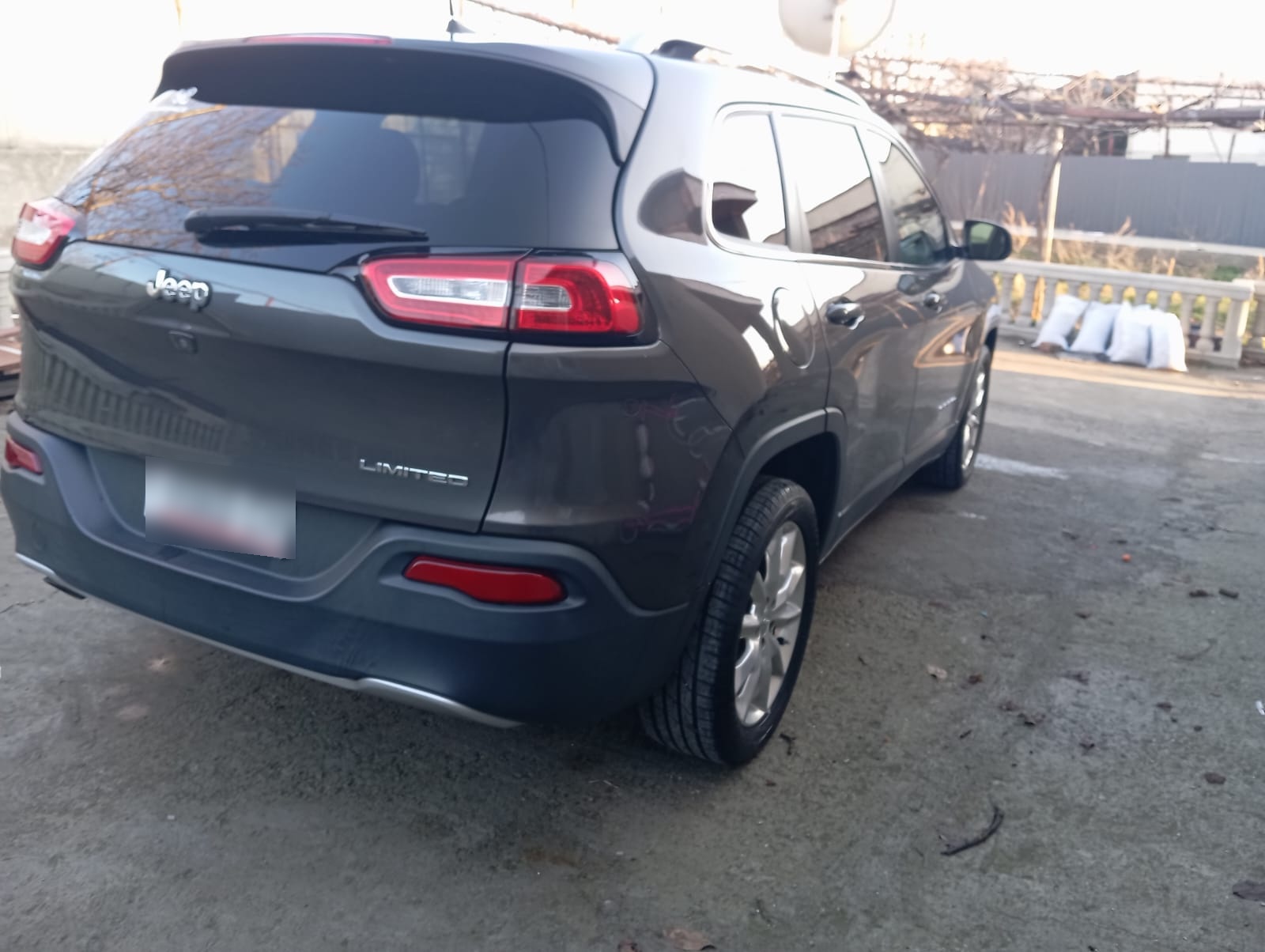 Jeep Cherokee 2017 — photo 2