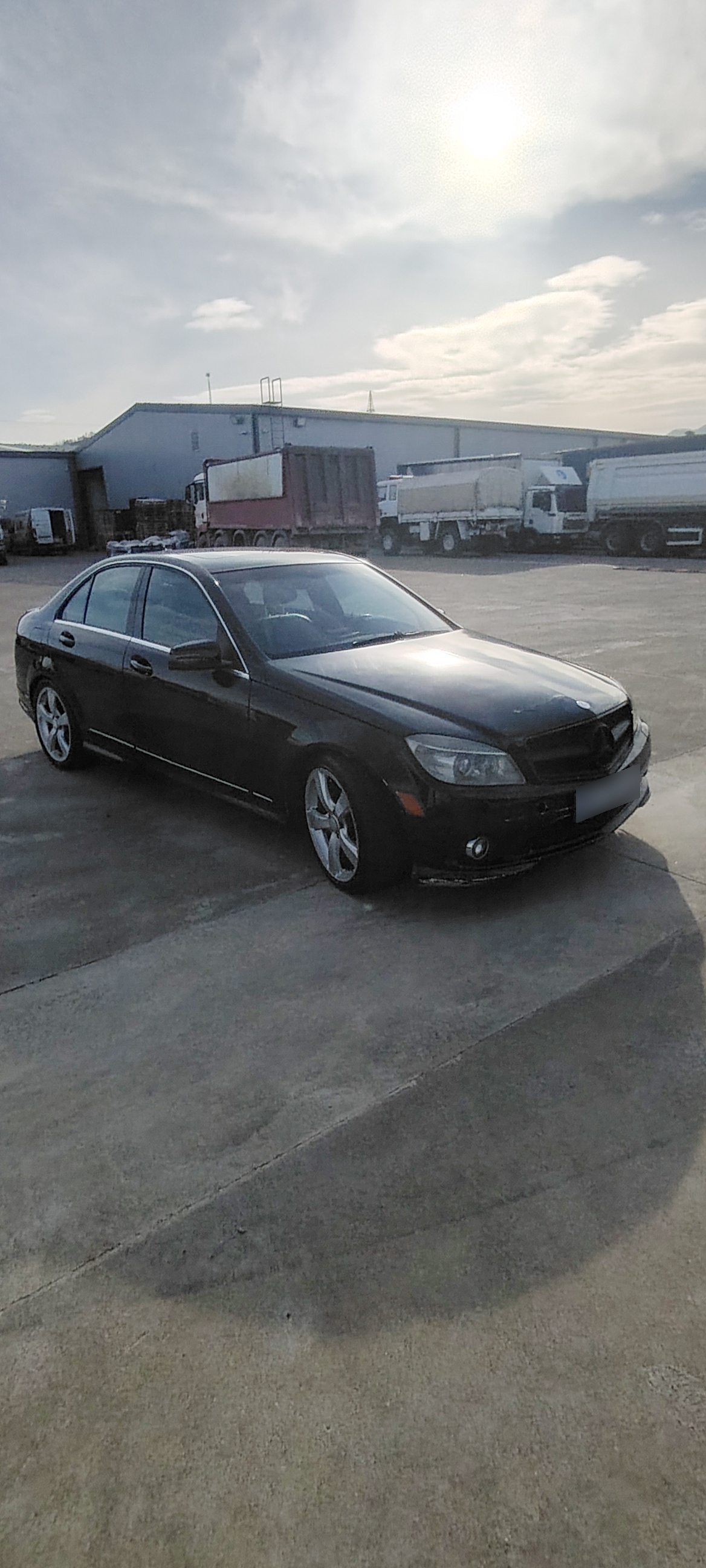 Mercedes-Benz C 300 2010 — photo 2