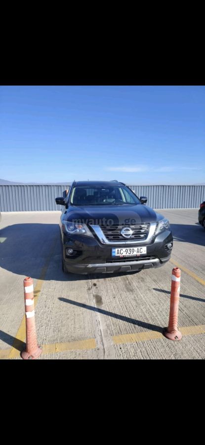 Nissan Pathfinder