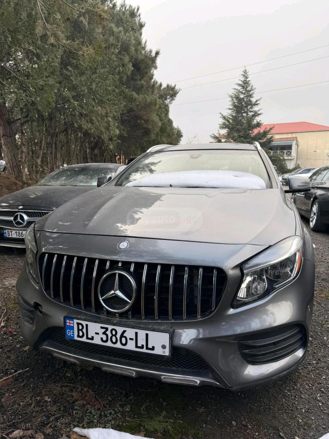 Mercedes-Benz GLA 250 2019 — photo 2