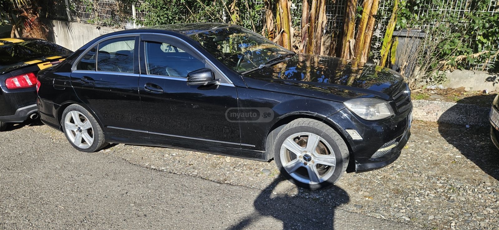 Mercedes-Benz C 300 2010 — photo 2