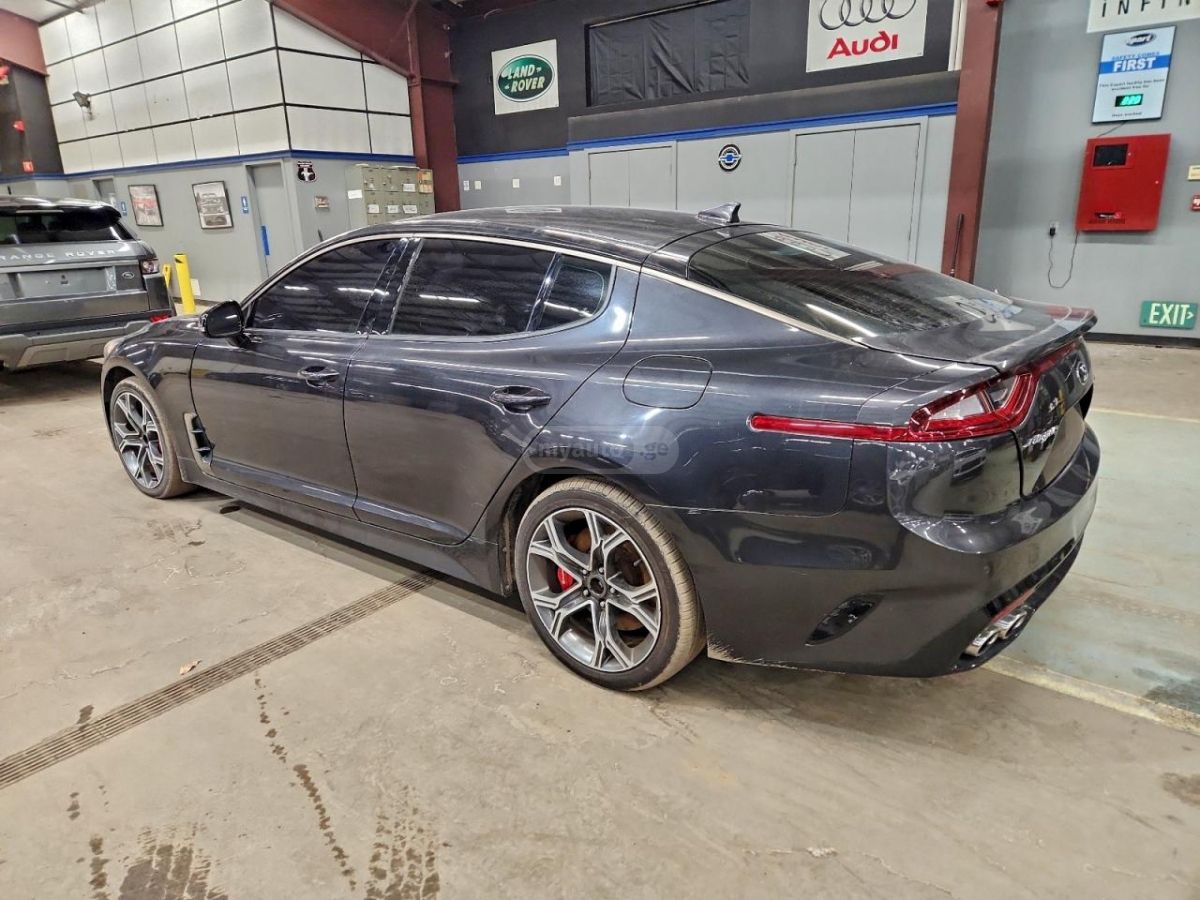 Kia Stinger 2019 — photo 2