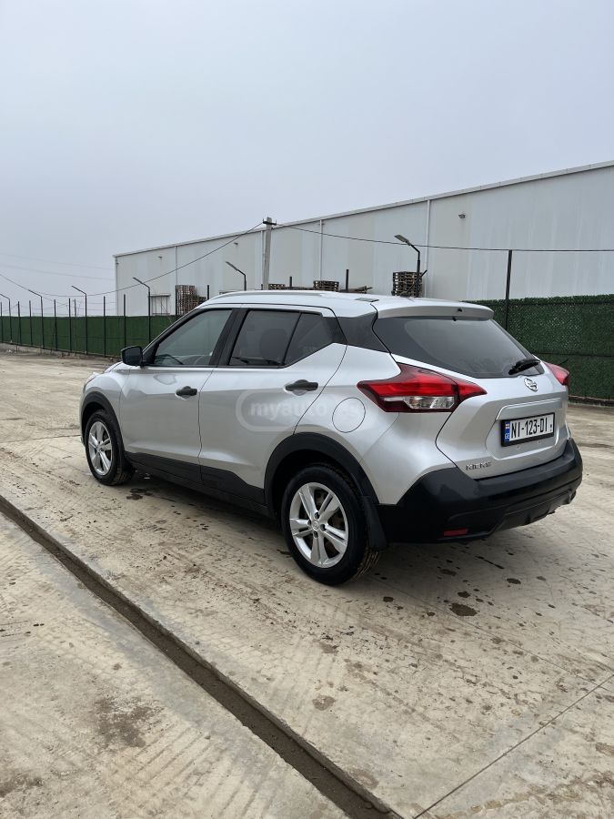 Nissan Kicks 2019 — photo 2