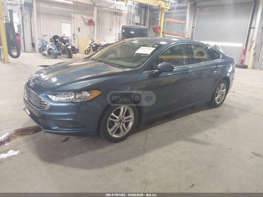 Ford Fusion 2018 — photo 2