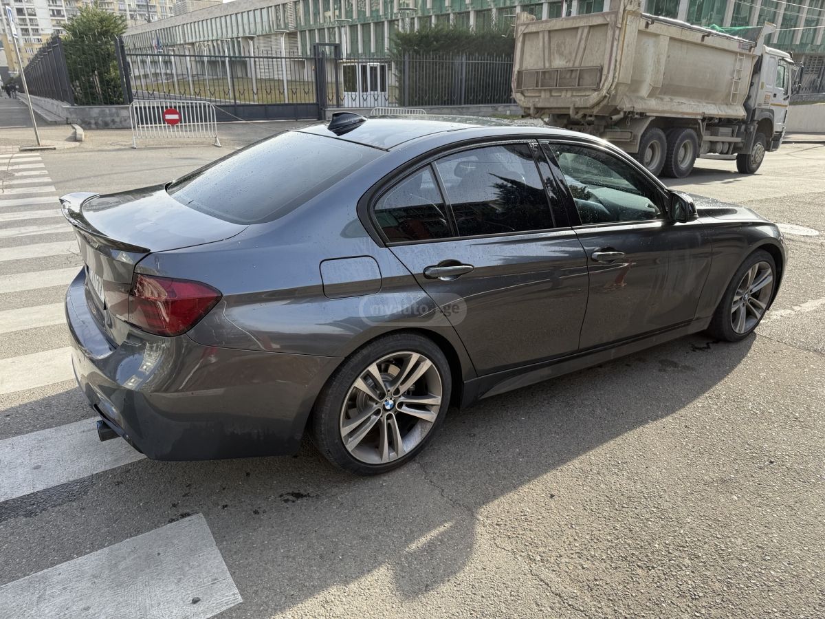 BMW 328 2013 — photo 2