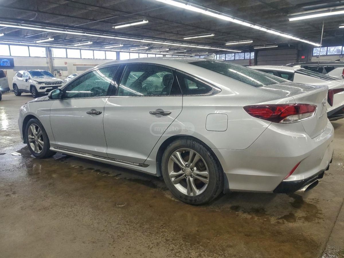 Hyundai Sonata 2018 — photo 2