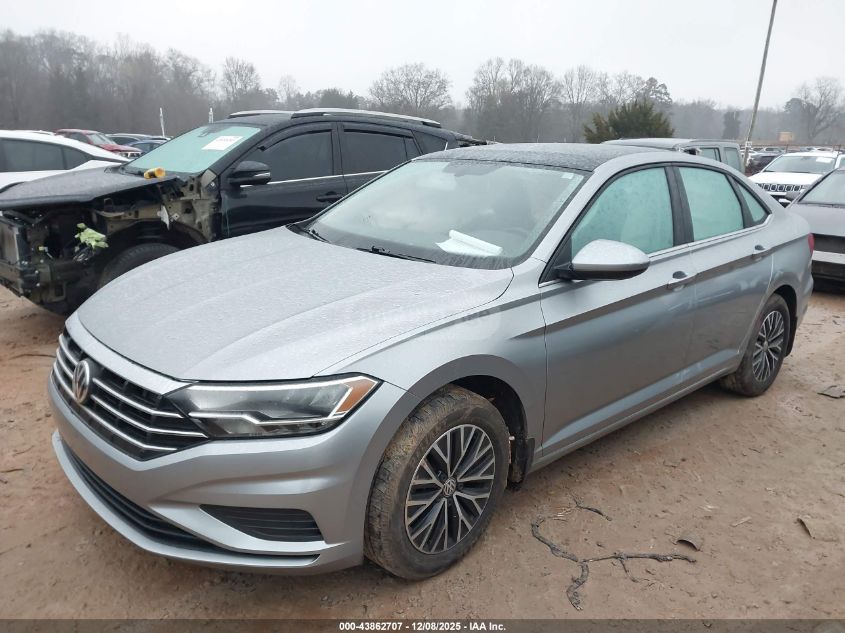 Volkswagen Jetta 2021 — photo 2