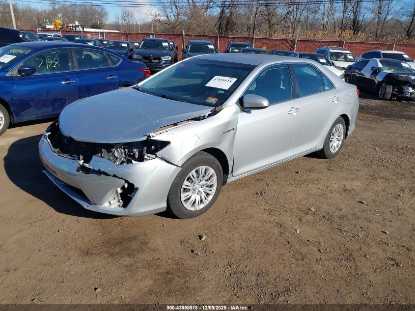 Toyota Camry 2014 — photo 2