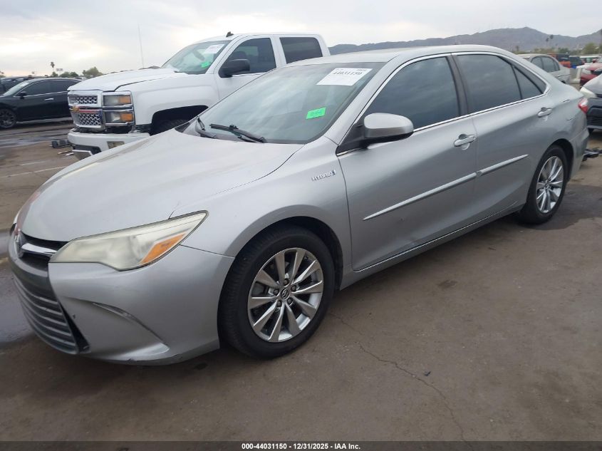 Toyota Camry 2015 — photo 2