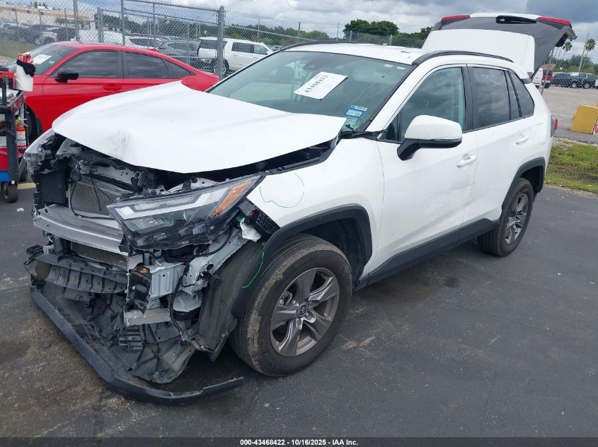 Toyota RAV4 2024 — photo 2