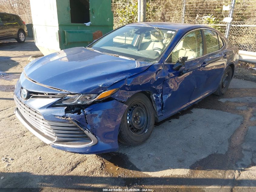 Toyota Camry 2024 — photo 2