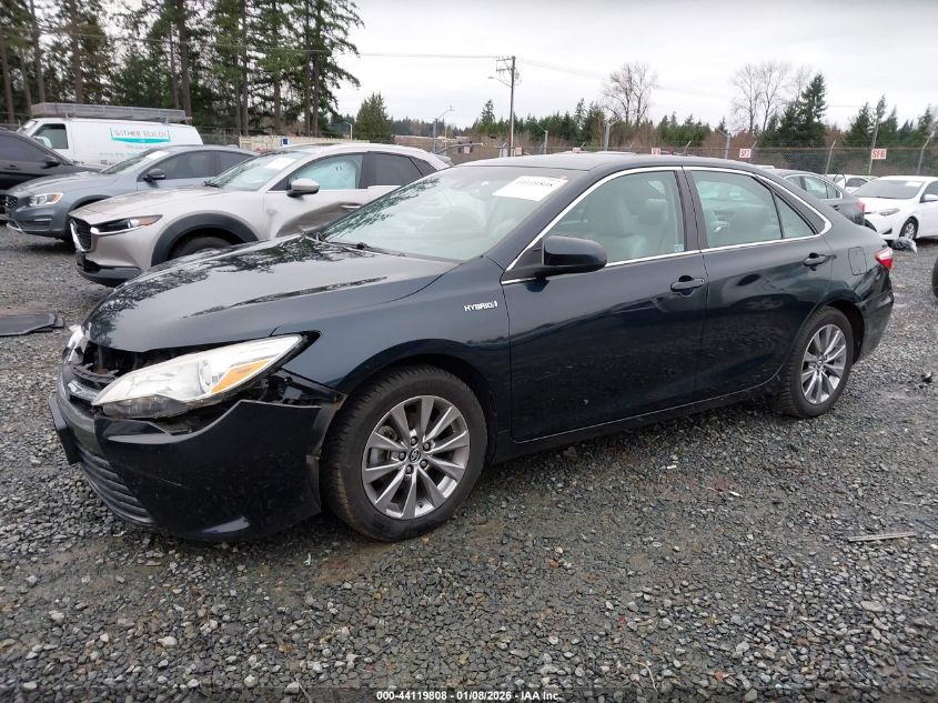 Toyota Camry 2016 — photo 2