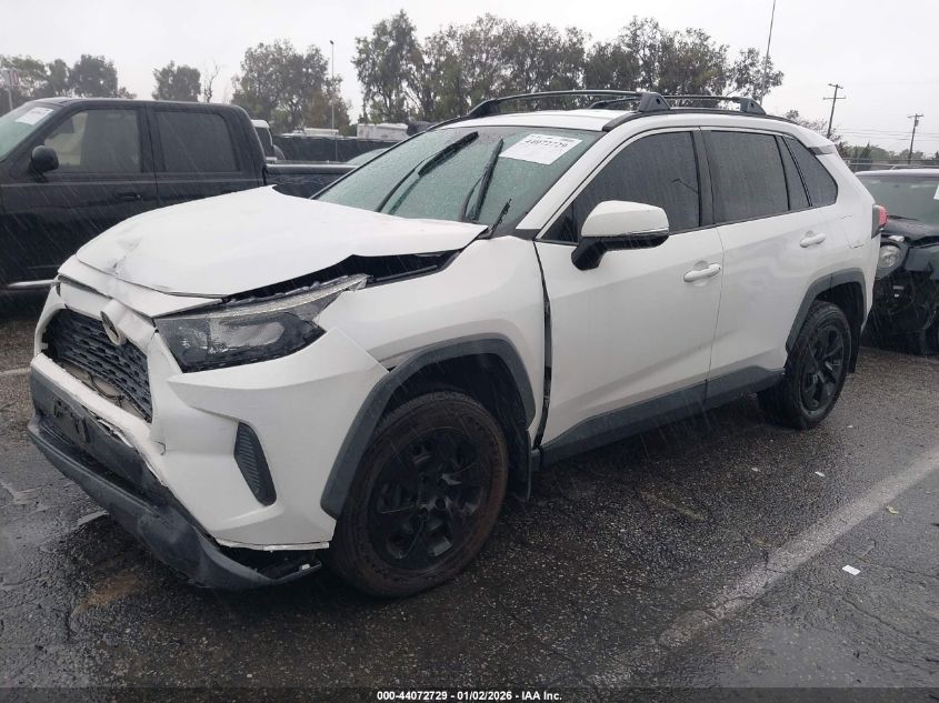 Toyota RAV4 2019 — photo 2
