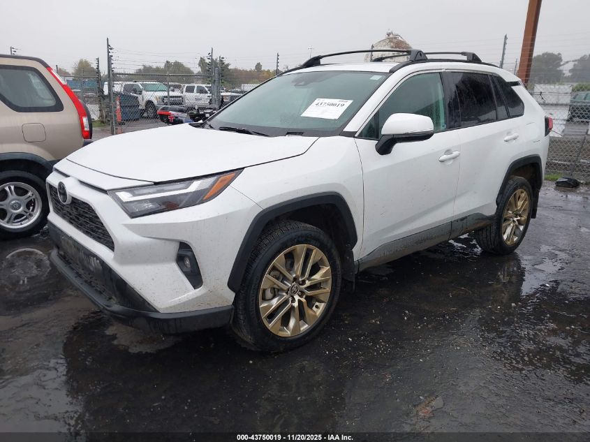 Toyota RAV4 2023 — photo 2